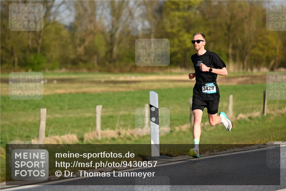 12.04.2026 - 45. Internationalen Wilhelmsburger Insellauf Dr. Thomas Lammeyer http://msf.ph/oto/9430657 12.04.2026 09:07:58 Laufen 3429 meine-sportfotos.de