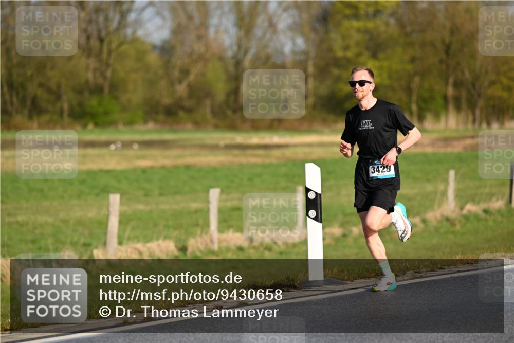12.04.2026 - 45. Internationalen Wilhelmsburger Insellauf Dr. Thomas Lammeyer http://msf.ph/oto/9430658 12.04.2026 09:07:58 Laufen 3429 meine-sportfotos.de