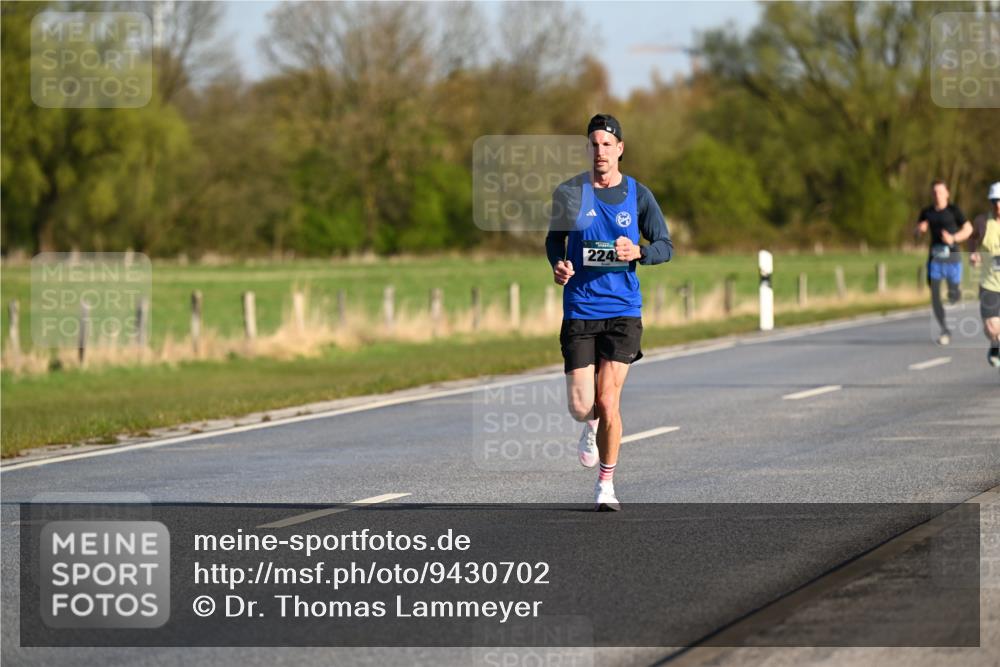 12.04.2026 - 45. Internationalen Wilhelmsburger Insellauf Dr. Thomas Lammeyer http://msf.ph/oto/9430702 12.04.2026 09:08:24 Laufen 224 meine-sportfotos.de