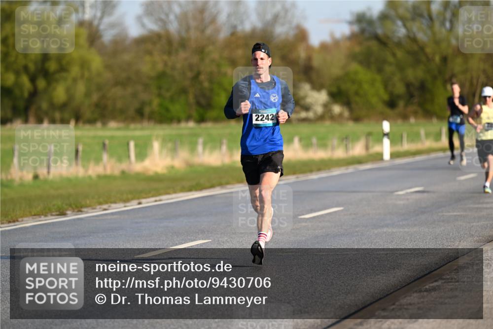 12.04.2026 - 45. Internationalen Wilhelmsburger Insellauf Dr. Thomas Lammeyer http://msf.ph/oto/9430706 12.04.2026 09:08:25 Laufen 2242 meine-sportfotos.de