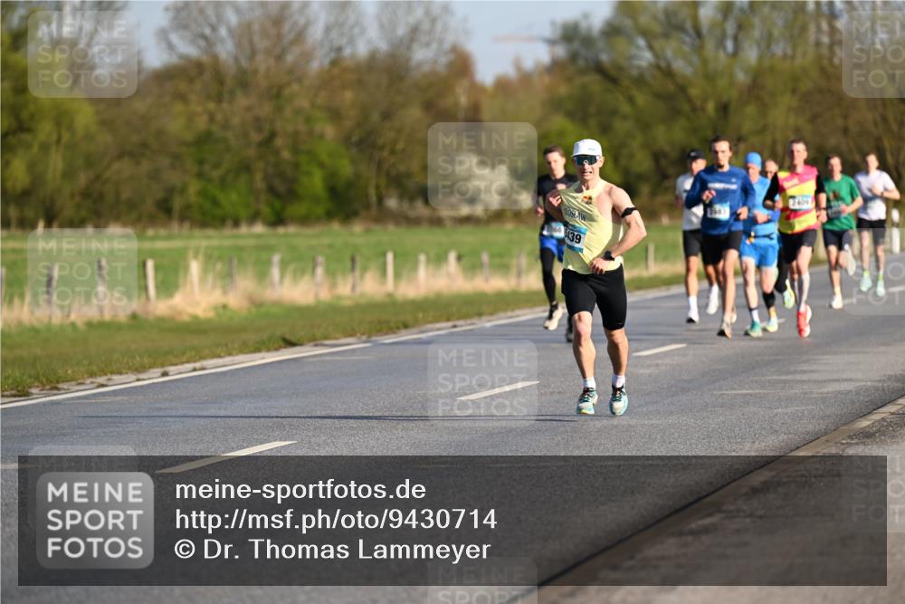 12.04.2026 - 45. Internationalen Wilhelmsburger Insellauf Dr. Thomas Lammeyer http://msf.ph/oto/9430714 12.04.2026 09:08:28 Laufen 5439 meine-sportfotos.de