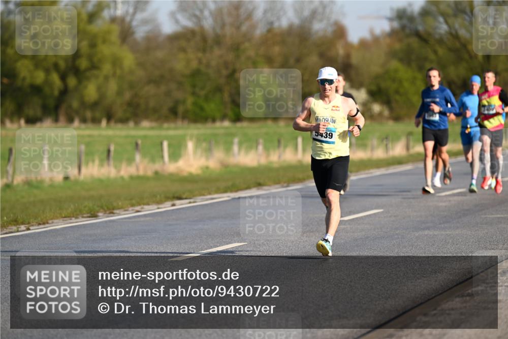 12.04.2026 - 45. Internationalen Wilhelmsburger Insellauf Dr. Thomas Lammeyer http://msf.ph/oto/9430722 12.04.2026 09:08:29 Laufen 5439 meine-sportfotos.de