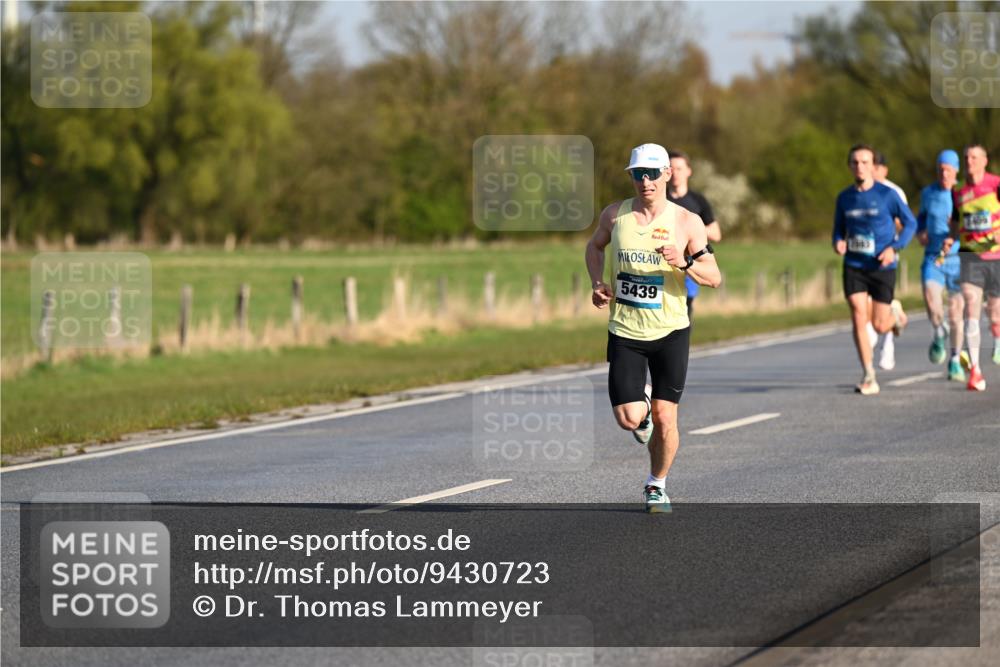 12.04.2026 - 45. Internationalen Wilhelmsburger Insellauf Dr. Thomas Lammeyer http://msf.ph/oto/9430723 12.04.2026 09:08:29 Laufen 5439 meine-sportfotos.de