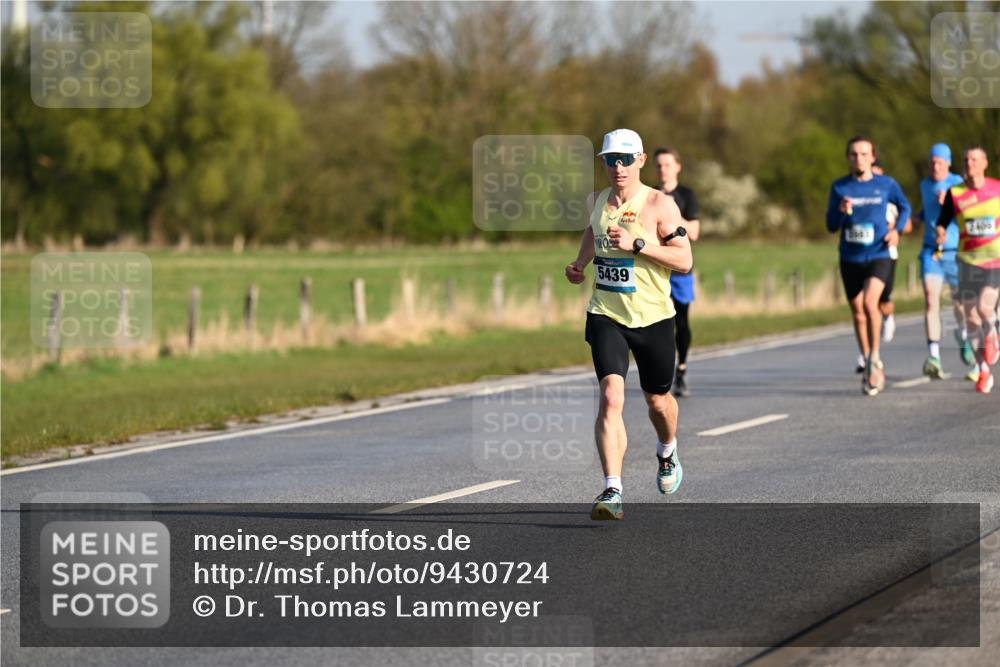 12.04.2026 - 45. Internationalen Wilhelmsburger Insellauf Dr. Thomas Lammeyer http://msf.ph/oto/9430724 12.04.2026 09:08:29 Laufen 5439 meine-sportfotos.de