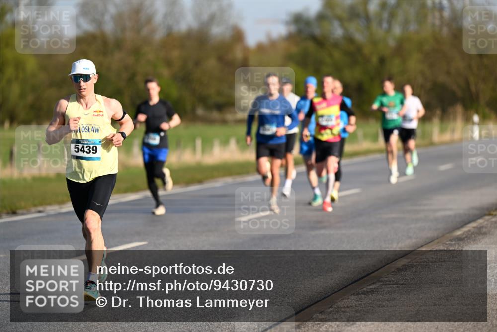 12.04.2026 - 45. Internationalen Wilhelmsburger Insellauf Dr. Thomas Lammeyer http://msf.ph/oto/9430730 12.04.2026 09:08:30 Laufen 5439 meine-sportfotos.de