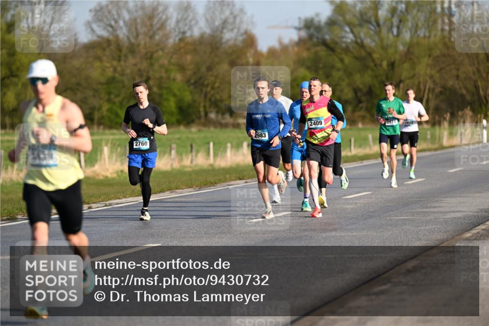 12.04.2026 - 45. Internationalen Wilhelmsburger Insellauf Dr. Thomas Lammeyer http://msf.ph/oto/9430732 12.04.2026 09:08:30 Laufen 2409, 2983, 2760, 3439 meine-sportfotos.de