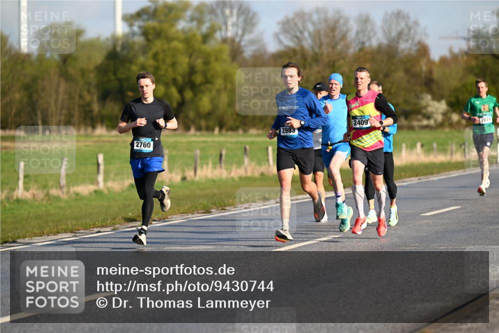 12.04.2026 - 45. Internationalen Wilhelmsburger Insellauf Dr. Thomas Lammeyer http://msf.ph/oto/9430744 12.04.2026 09:08:32 Laufen 2760, 2983, 2409, 2874 meine-sportfotos.de