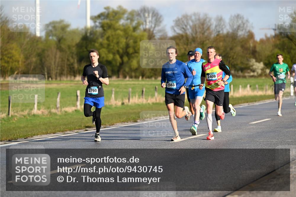 12.04.2026 - 45. Internationalen Wilhelmsburger Insellauf Dr. Thomas Lammeyer http://msf.ph/oto/9430745 12.04.2026 09:08:32 Laufen 2409, 2874, 2983, 2760 meine-sportfotos.de