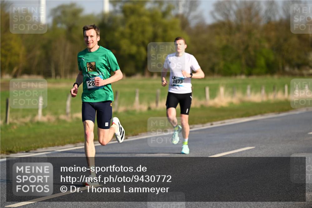 12.04.2026 - 45. Internationalen Wilhelmsburger Insellauf Dr. Thomas Lammeyer http://msf.ph/oto/9430772 12.04.2026 09:08:37 Laufen 28, 2873 meine-sportfotos.de