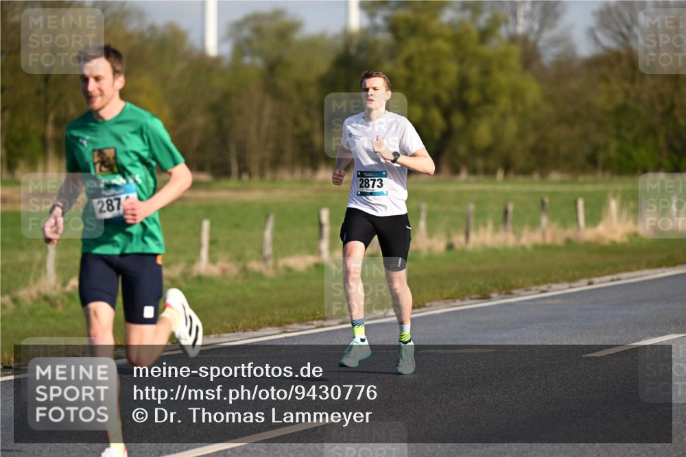 12.04.2026 - 45. Internationalen Wilhelmsburger Insellauf Dr. Thomas Lammeyer http://msf.ph/oto/9430776 12.04.2026 09:08:38 Laufen 287, 2873 meine-sportfotos.de