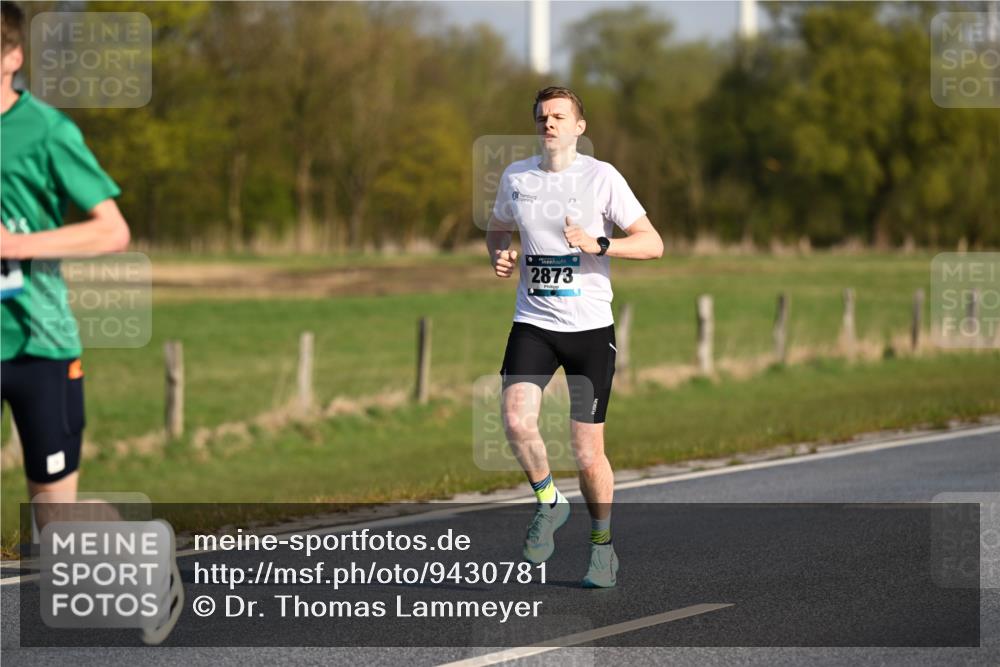 12.04.2026 - 45. Internationalen Wilhelmsburger Insellauf Dr. Thomas Lammeyer http://msf.ph/oto/9430781 12.04.2026 09:08:38 Laufen 2873 meine-sportfotos.de