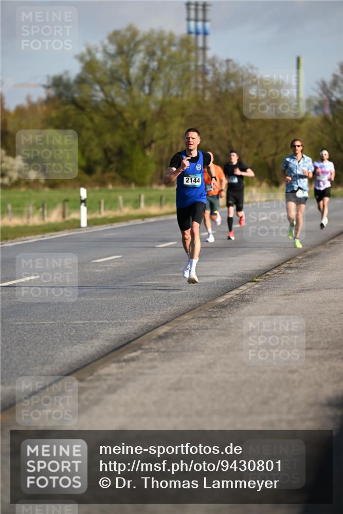 12.04.2026 - 45. Internationalen Wilhelmsburger Insellauf Dr. Thomas Lammeyer http://msf.ph/oto/9430801 12.04.2026 09:08:59 Laufen 2144 meine-sportfotos.de