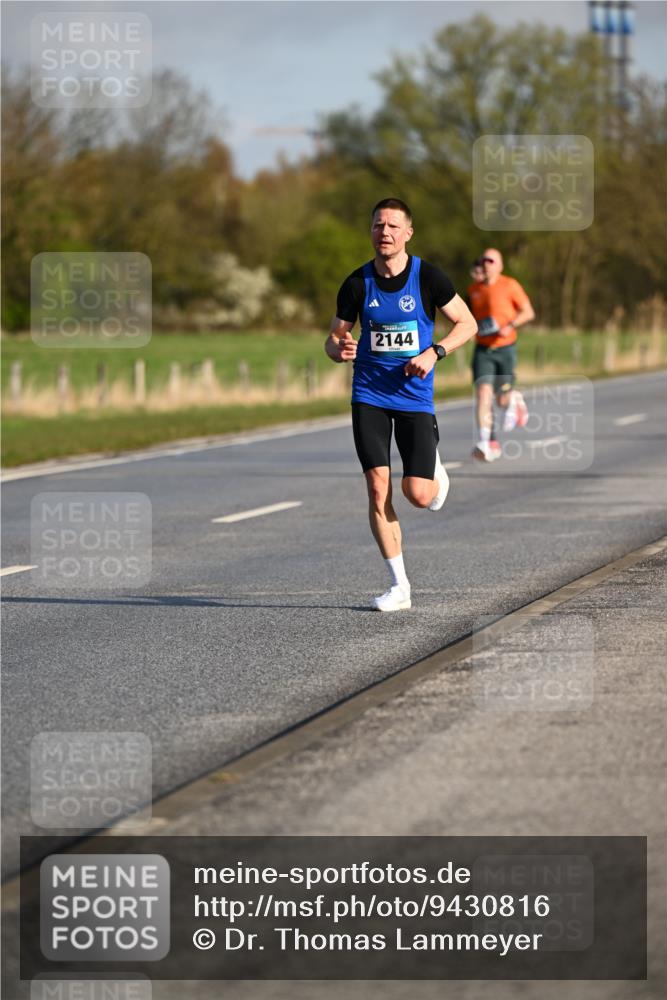 12.04.2026 - 45. Internationalen Wilhelmsburger Insellauf Dr. Thomas Lammeyer http://msf.ph/oto/9430816 12.04.2026 09:09:01 Laufen 2144 meine-sportfotos.de