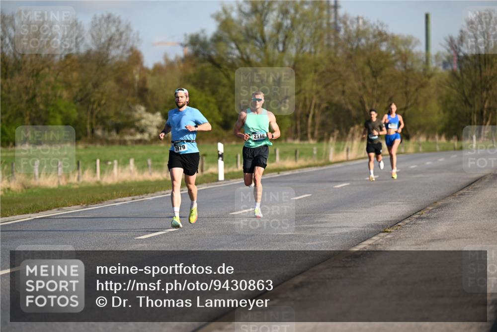 12.04.2026 - 45. Internationalen Wilhelmsburger Insellauf Dr. Thomas Lammeyer http://msf.ph/oto/9430863 12.04.2026 09:09:22 Laufen 3979, 2119 meine-sportfotos.de
