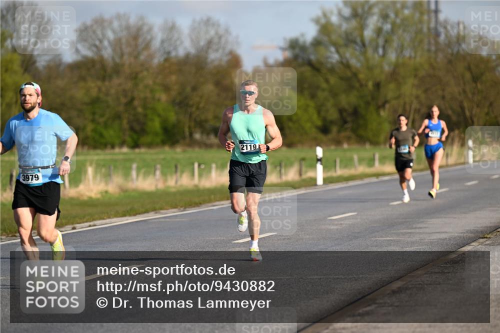 12.04.2026 - 45. Internationalen Wilhelmsburger Insellauf Dr. Thomas Lammeyer http://msf.ph/oto/9430882 12.04.2026 09:09:25 Laufen 3979, 2119 meine-sportfotos.de
