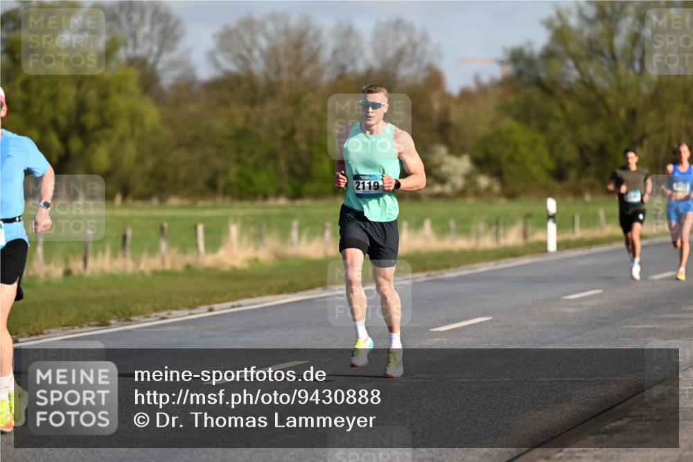 12.04.2026 - 45. Internationalen Wilhelmsburger Insellauf Dr. Thomas Lammeyer http://msf.ph/oto/9430888 12.04.2026 09:09:26 Laufen 2119 meine-sportfotos.de