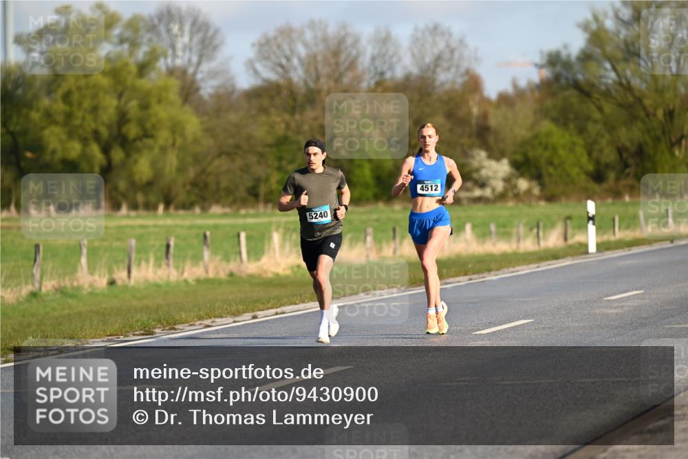 12.04.2026 - 45. Internationalen Wilhelmsburger Insellauf Dr. Thomas Lammeyer http://msf.ph/oto/9430900 12.04.2026 09:09:30 Laufen 5240, 4512 meine-sportfotos.de
