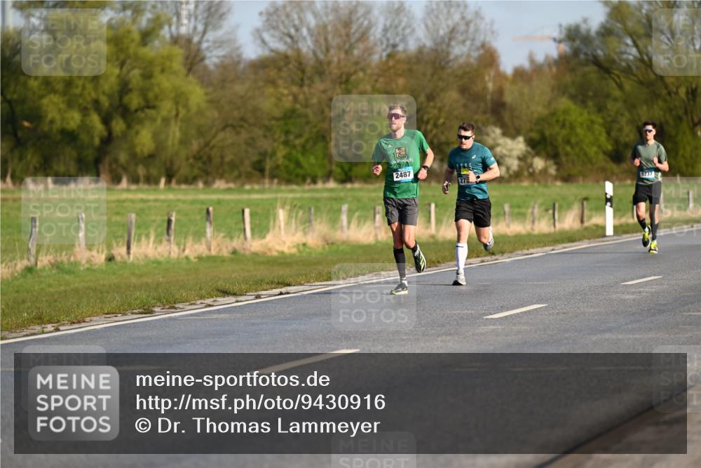 12.04.2026 - 45. Internationalen Wilhelmsburger Insellauf Dr. Thomas Lammeyer http://msf.ph/oto/9430916 12.04.2026 09:09:40 Laufen 2487, 27, 5237 meine-sportfotos.de