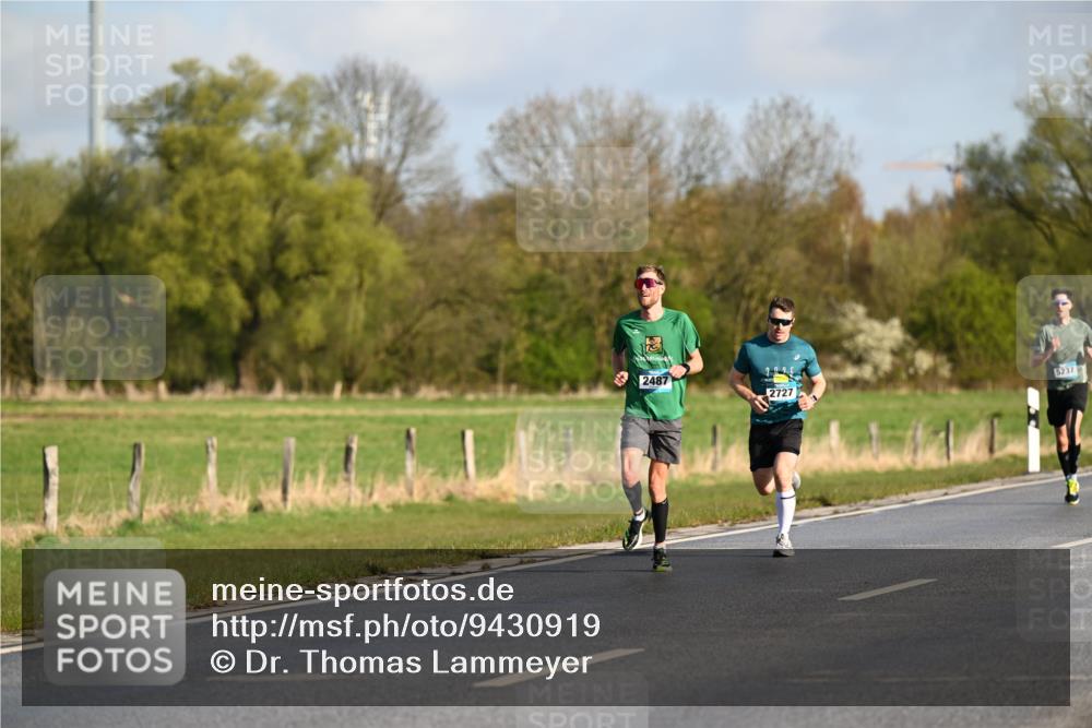 12.04.2026 - 45. Internationalen Wilhelmsburger Insellauf Dr. Thomas Lammeyer http://msf.ph/oto/9430919 12.04.2026 09:09:40 Laufen 2487, 2727, 5237 meine-sportfotos.de