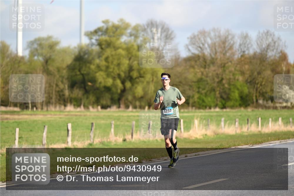 12.04.2026 - 45. Internationalen Wilhelmsburger Insellauf Dr. Thomas Lammeyer http://msf.ph/oto/9430949 12.04.2026 09:09:46 Laufen 5237 meine-sportfotos.de