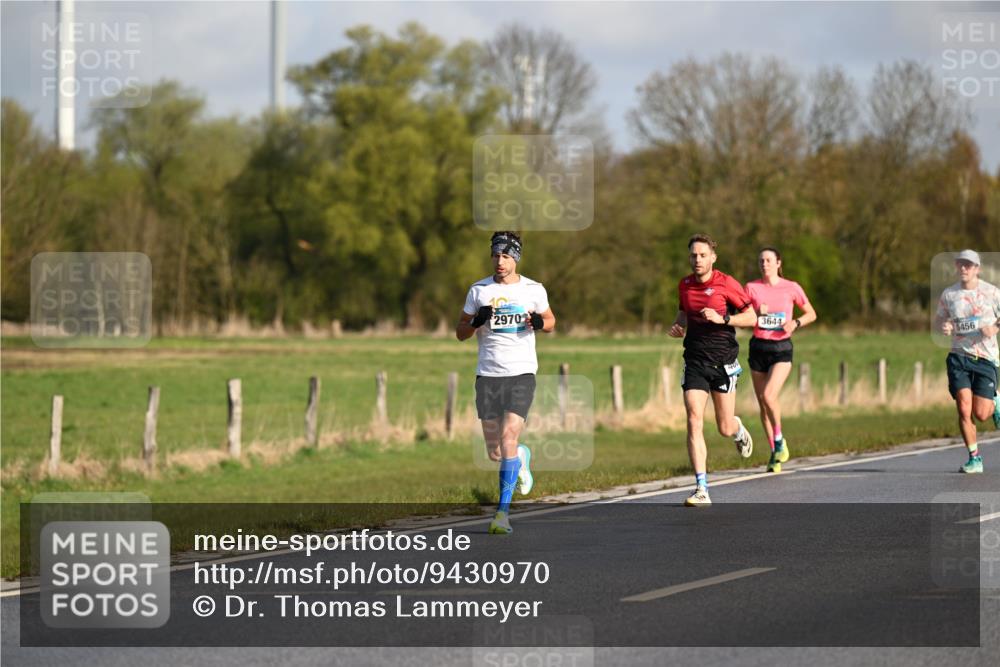 12.04.2026 - 45. Internationalen Wilhelmsburger Insellauf Dr. Thomas Lammeyer http://msf.ph/oto/9430970 12.04.2026 09:09:53 Laufen 10, 2970, 3644, 5456 meine-sportfotos.de