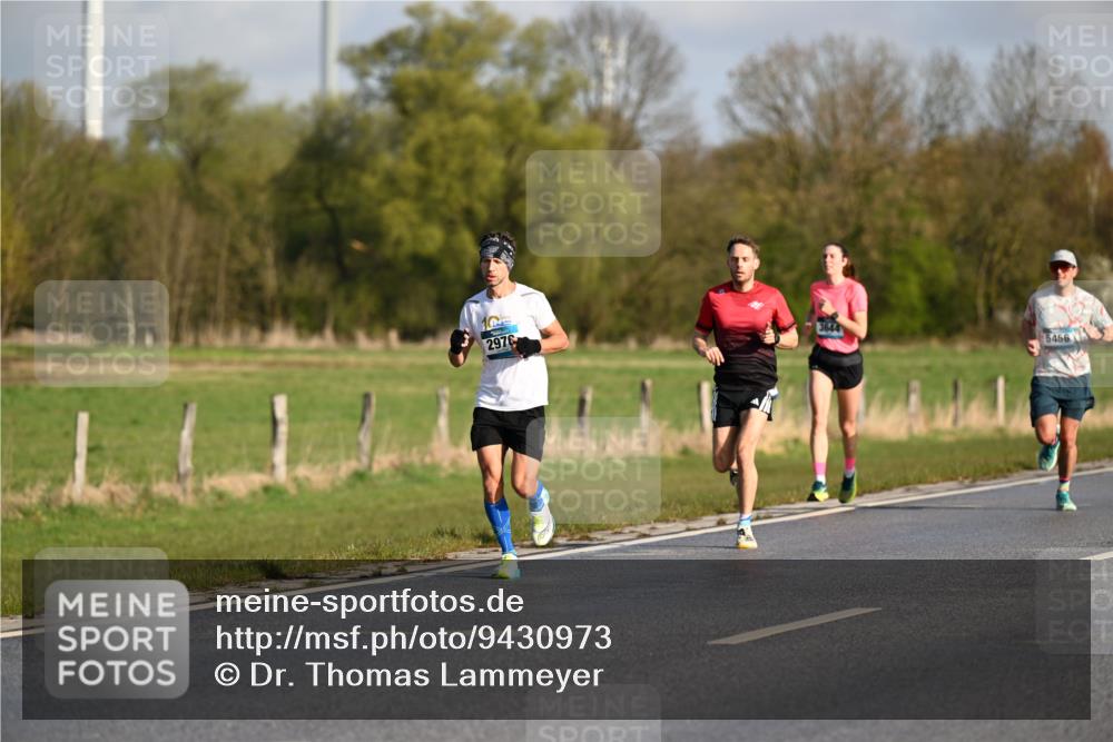 12.04.2026 - 45. Internationalen Wilhelmsburger Insellauf Dr. Thomas Lammeyer http://msf.ph/oto/9430973 12.04.2026 09:09:53 Laufen 10, 2976, 3644, 5456 meine-sportfotos.de