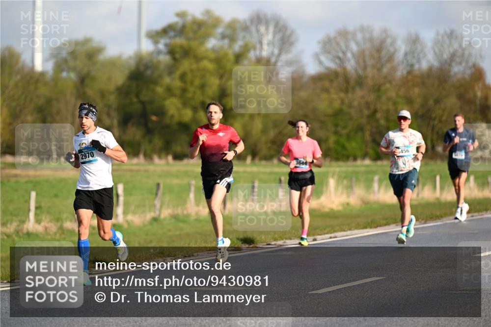 12.04.2026 - 45. Internationalen Wilhelmsburger Insellauf Dr. Thomas Lammeyer http://msf.ph/oto/9430981 12.04.2026 09:09:55 Laufen 2970, 5456 meine-sportfotos.de