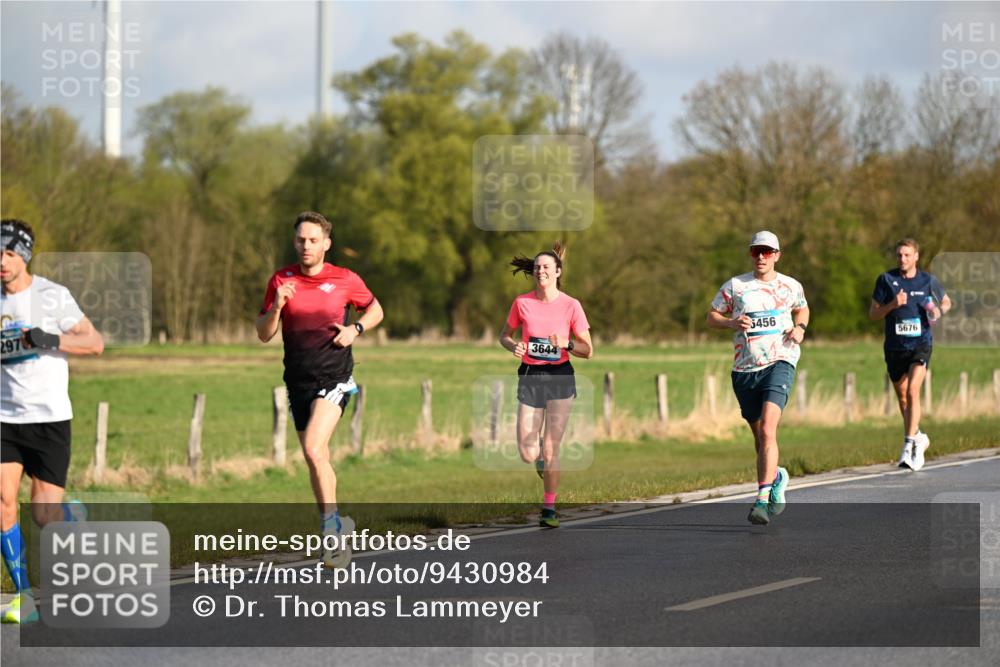 12.04.2026 - 45. Internationalen Wilhelmsburger Insellauf Dr. Thomas Lammeyer http://msf.ph/oto/9430984 12.04.2026 09:09:55 Laufen 5456, 5676, 3644 meine-sportfotos.de