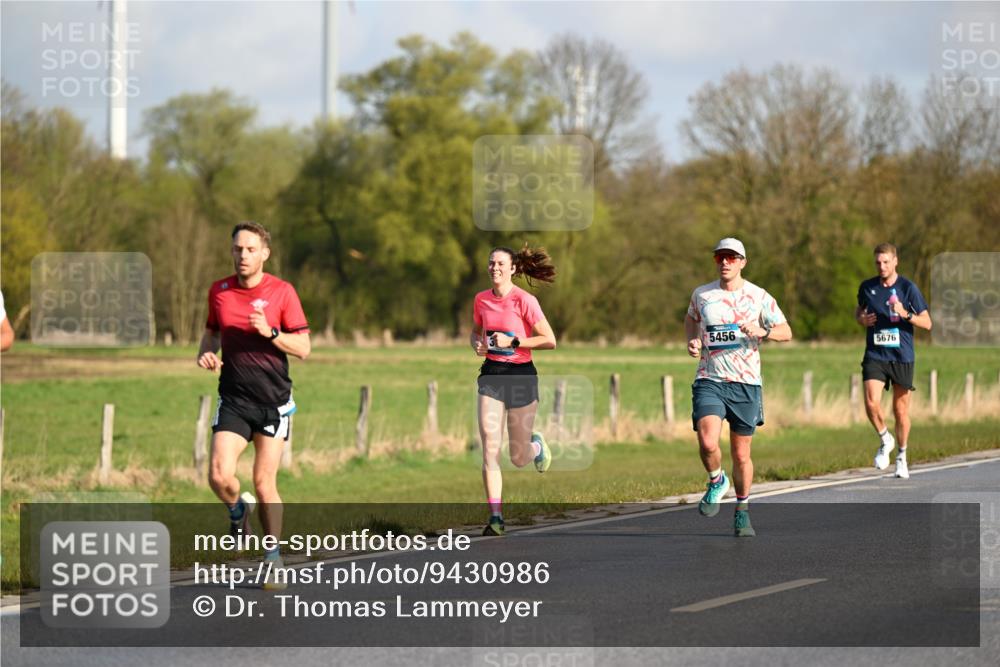 12.04.2026 - 45. Internationalen Wilhelmsburger Insellauf Dr. Thomas Lammeyer http://msf.ph/oto/9430986 12.04.2026 09:09:56 Laufen 5456, 5676 meine-sportfotos.de