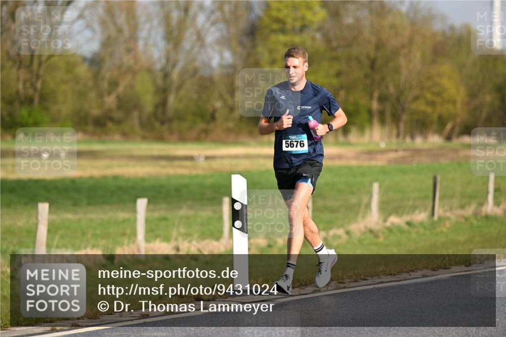 12.04.2026 - 45. Internationalen Wilhelmsburger Insellauf Dr. Thomas Lammeyer http://msf.ph/oto/9431024 12.04.2026 09:10:02 Laufen 5676, 127 meine-sportfotos.de