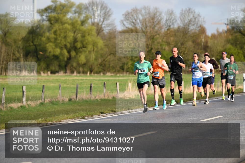 12.04.2026 - 45. Internationalen Wilhelmsburger Insellauf Dr. Thomas Lammeyer http://msf.ph/oto/9431027 12.04.2026 09:10:13 Laufen 5838, 4863, 5554, 4205, 3682 meine-sportfotos.de