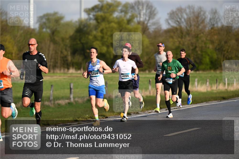 12.04.2026 - 45. Internationalen Wilhelmsburger Insellauf Dr. Thomas Lammeyer http://msf.ph/oto/9431052 12.04.2026 09:10:18 Laufen 3, 5554, 4205, 34, 682 meine-sportfotos.de