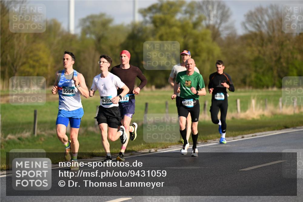 12.04.2026 - 45. Internationalen Wilhelmsburger Insellauf Dr. Thomas Lammeyer http://msf.ph/oto/9431059 12.04.2026 09:10:19 Laufen 5554, 4205, 13, 3682, 4605 meine-sportfotos.de