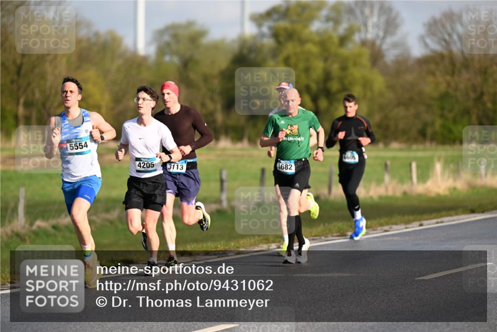 12.04.2026 - 45. Internationalen Wilhelmsburger Insellauf Dr. Thomas Lammeyer http://msf.ph/oto/9431062 12.04.2026 09:10:19 Laufen 5554, 4205, 3682, 3113 meine-sportfotos.de