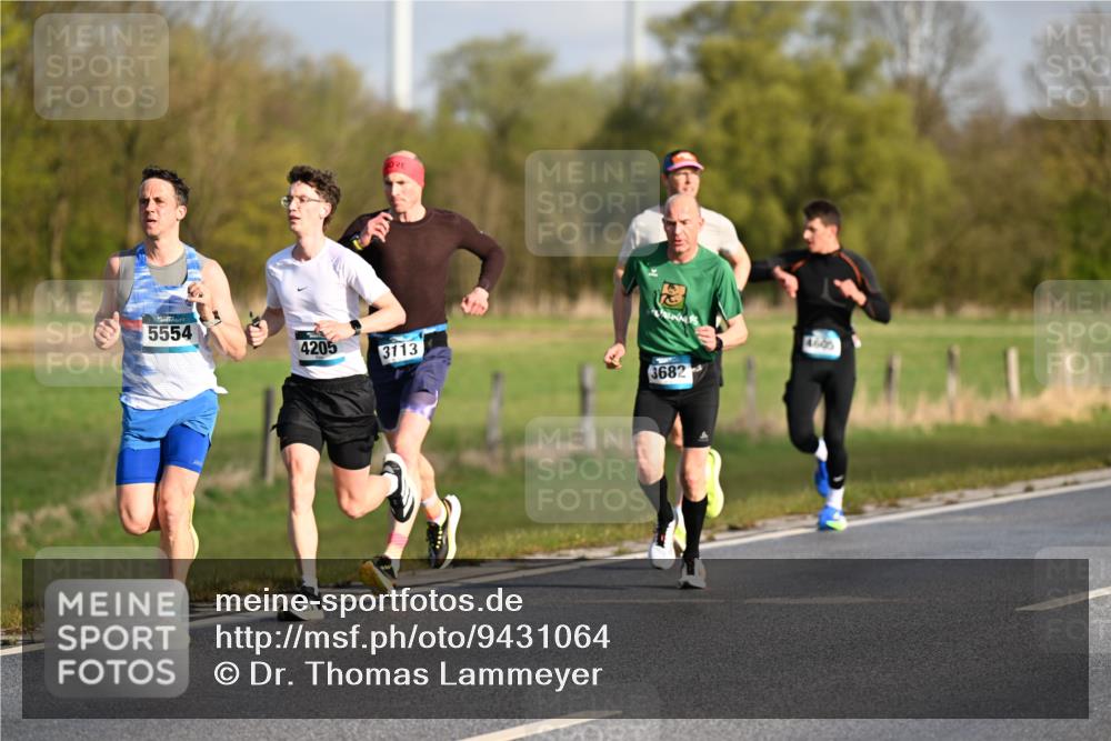 12.04.2026 - 45. Internationalen Wilhelmsburger Insellauf Dr. Thomas Lammeyer http://msf.ph/oto/9431064 12.04.2026 09:10:19 Laufen 5554, 4205, 3113, 3682, 4605 meine-sportfotos.de