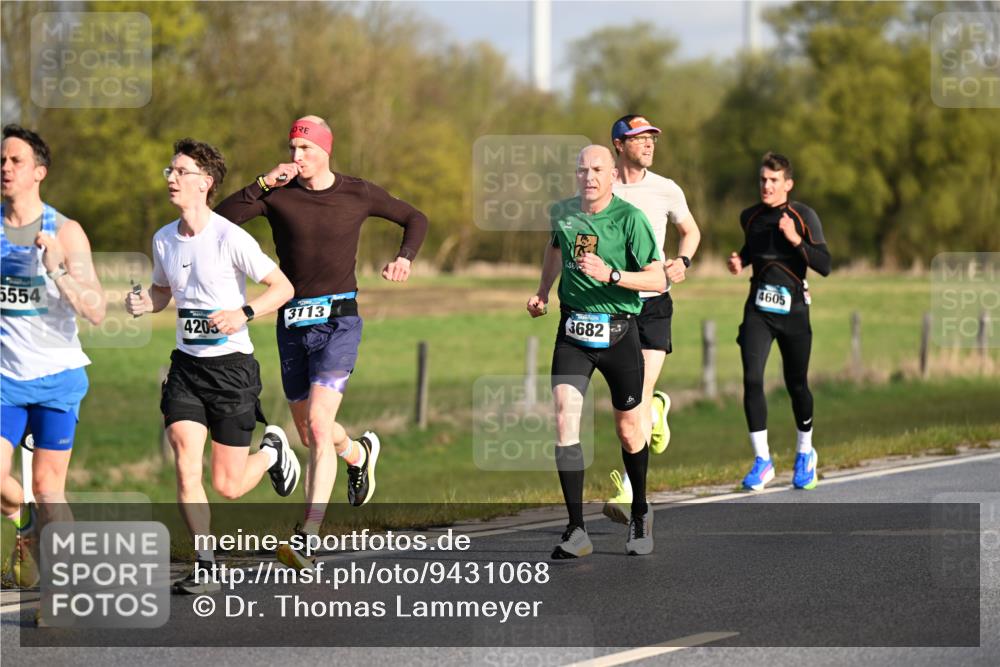 12.04.2026 - 45. Internationalen Wilhelmsburger Insellauf Dr. Thomas Lammeyer http://msf.ph/oto/9431068 12.04.2026 09:10:20 Laufen 5554, 4203, 3113, 3682, 4605 meine-sportfotos.de