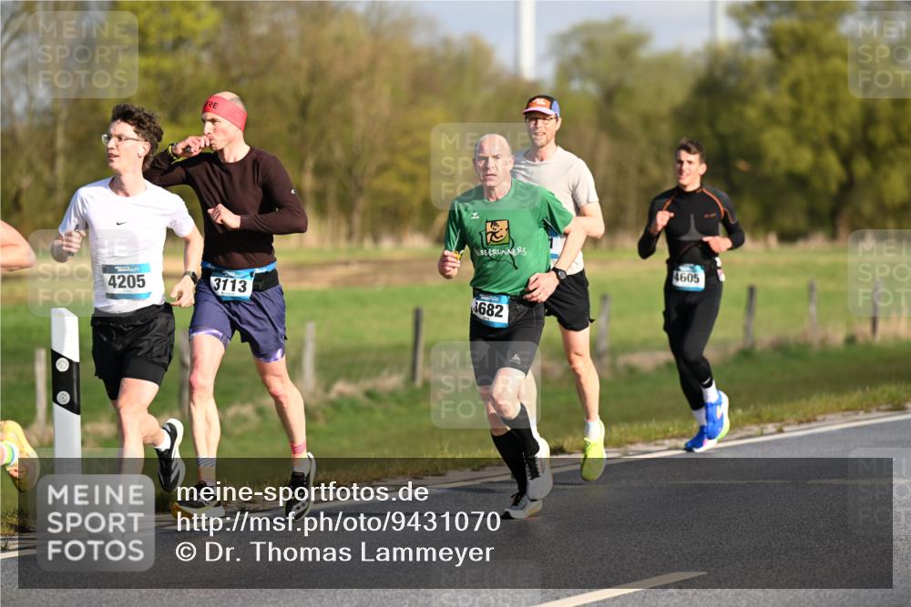 12.04.2026 - 45. Internationalen Wilhelmsburger Insellauf Dr. Thomas Lammeyer http://msf.ph/oto/9431070 12.04.2026 09:10:20 Laufen 4205, 3113, 682, 4605 meine-sportfotos.de