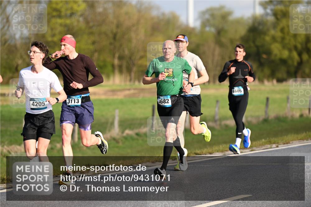 12.04.2026 - 45. Internationalen Wilhelmsburger Insellauf Dr. Thomas Lammeyer http://msf.ph/oto/9431071 12.04.2026 09:10:21 Laufen 4205, 3113, 3682, 4605 meine-sportfotos.de