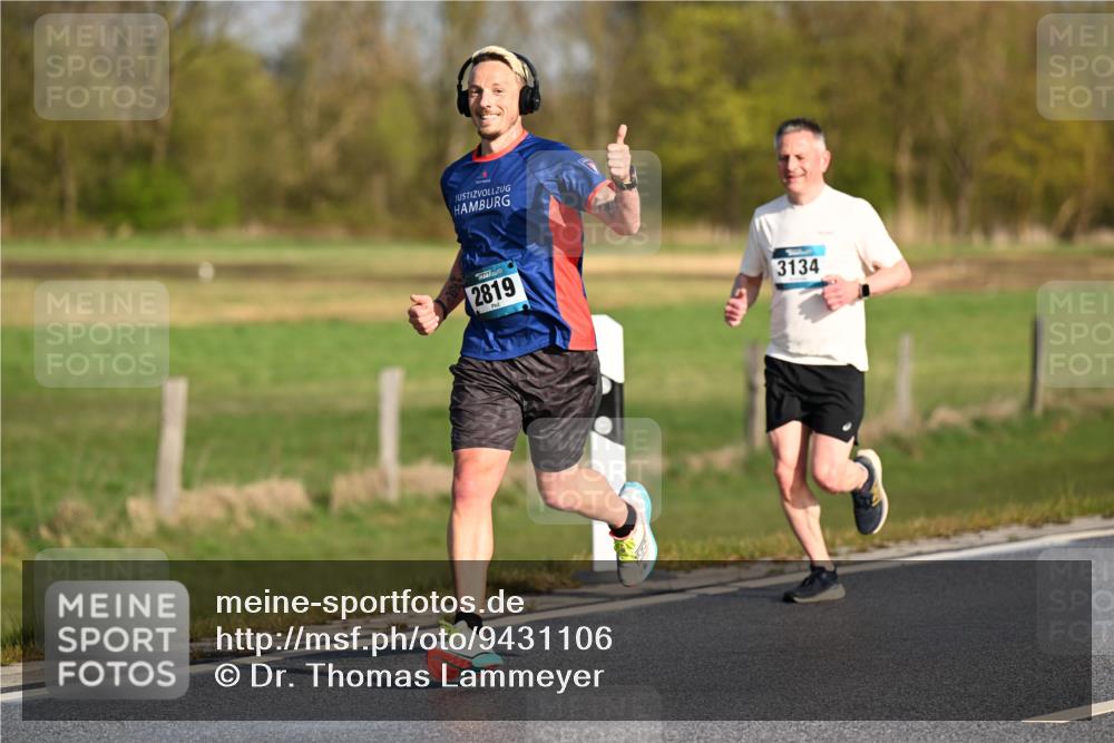 12.04.2026 - 45. Internationalen Wilhelmsburger Insellauf Dr. Thomas Lammeyer http://msf.ph/oto/9431106 12.04.2026 09:10:27 Laufen 2819, 3134 meine-sportfotos.de