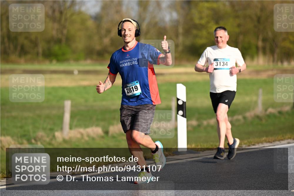 12.04.2026 - 45. Internationalen Wilhelmsburger Insellauf Dr. Thomas Lammeyer http://msf.ph/oto/9431107 12.04.2026 09:10:27 Laufen 2819, 3134 meine-sportfotos.de