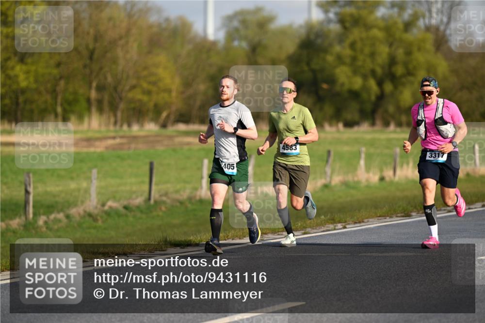 12.04.2026 - 45. Internationalen Wilhelmsburger Insellauf Dr. Thomas Lammeyer http://msf.ph/oto/9431116 12.04.2026 09:10:29 Laufen 405, 4583, 3317 meine-sportfotos.de