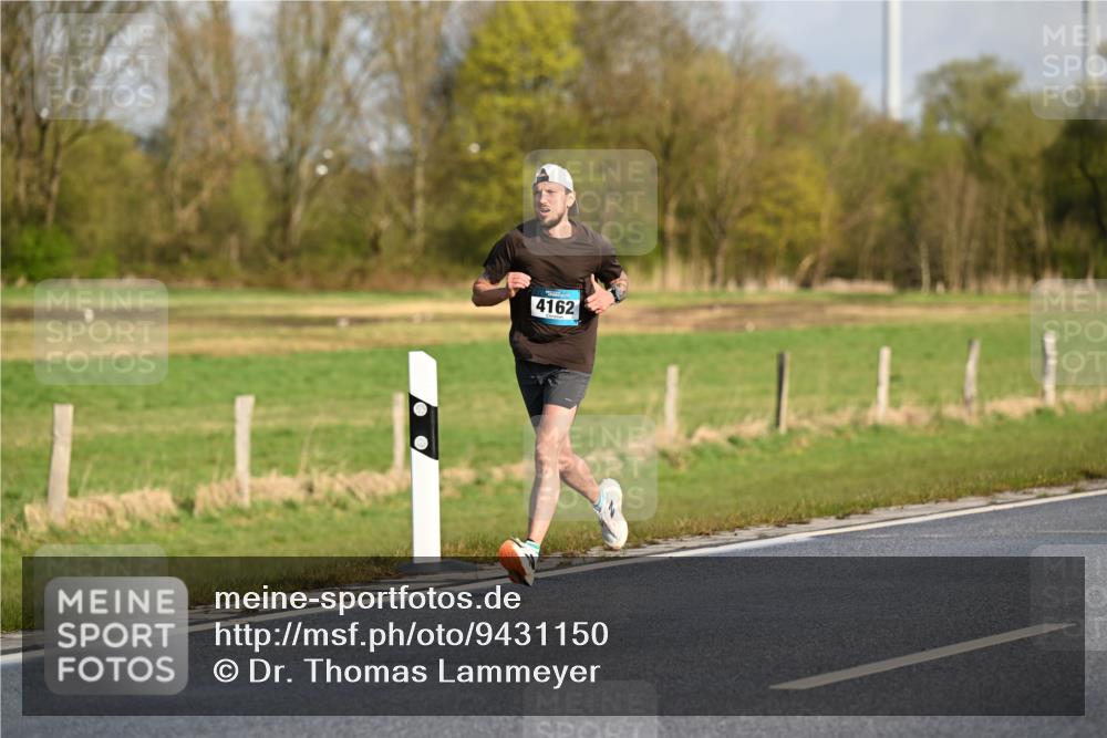 12.04.2026 - 45. Internationalen Wilhelmsburger Insellauf Dr. Thomas Lammeyer http://msf.ph/oto/9431150 12.04.2026 09:10:36 Laufen 4162 meine-sportfotos.de