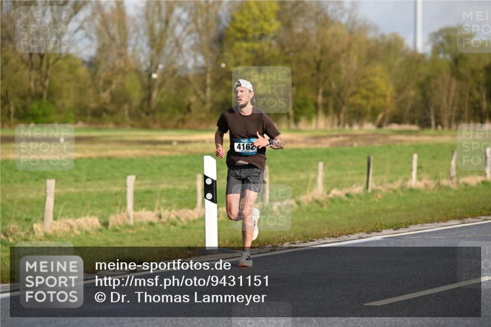 12.04.2026 - 45. Internationalen Wilhelmsburger Insellauf Dr. Thomas Lammeyer http://msf.ph/oto/9431151 12.04.2026 09:10:36 Laufen 4162 meine-sportfotos.de