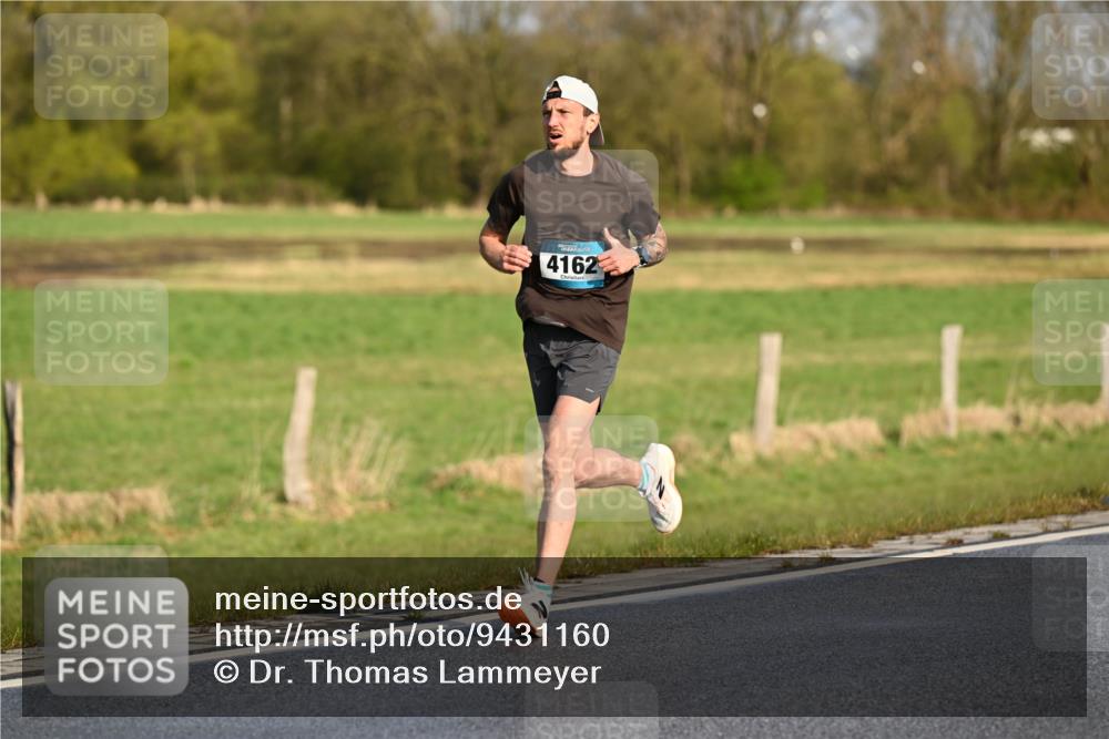 12.04.2026 - 45. Internationalen Wilhelmsburger Insellauf Dr. Thomas Lammeyer http://msf.ph/oto/9431160 12.04.2026 09:10:37 Laufen 4162 meine-sportfotos.de