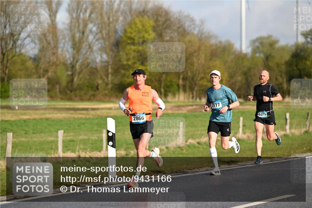 12.04.2026 - 45. Internationalen Wilhelmsburger Insellauf Dr. Thomas Lammeyer http://msf.ph/oto/9431166 12.04.2026 09:10:39 Laufen 2866, 2177, 4475 meine-sportfotos.de