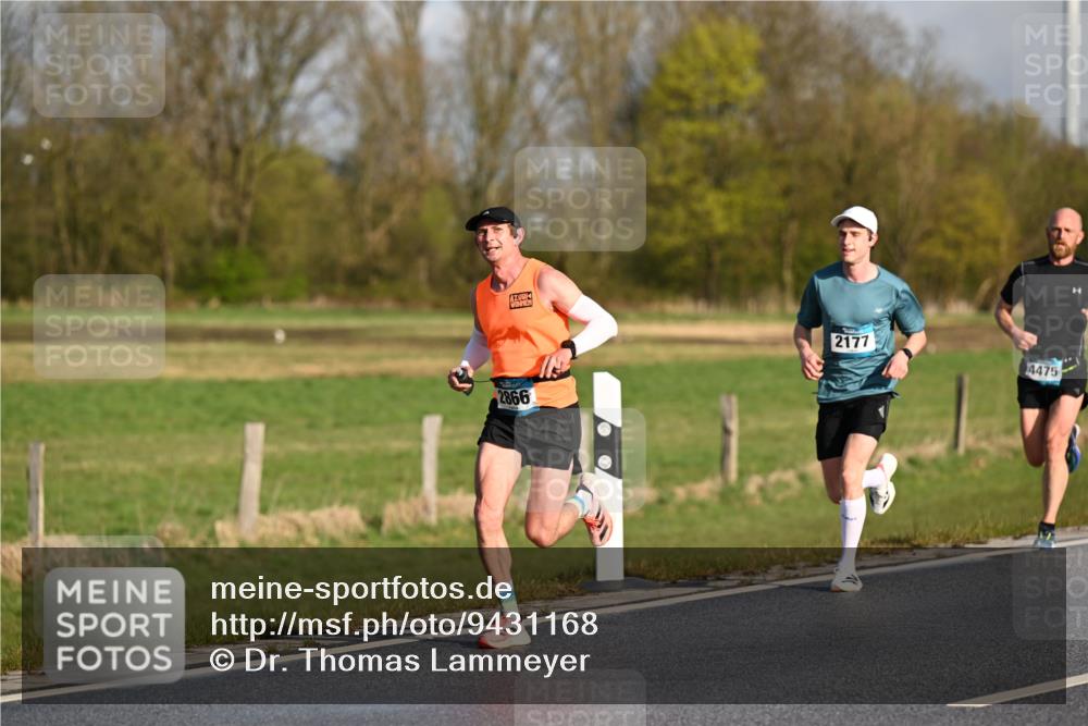 12.04.2026 - 45. Internationalen Wilhelmsburger Insellauf Dr. Thomas Lammeyer http://msf.ph/oto/9431168 12.04.2026 09:10:39 Laufen 2866, 2177, 4475 meine-sportfotos.de