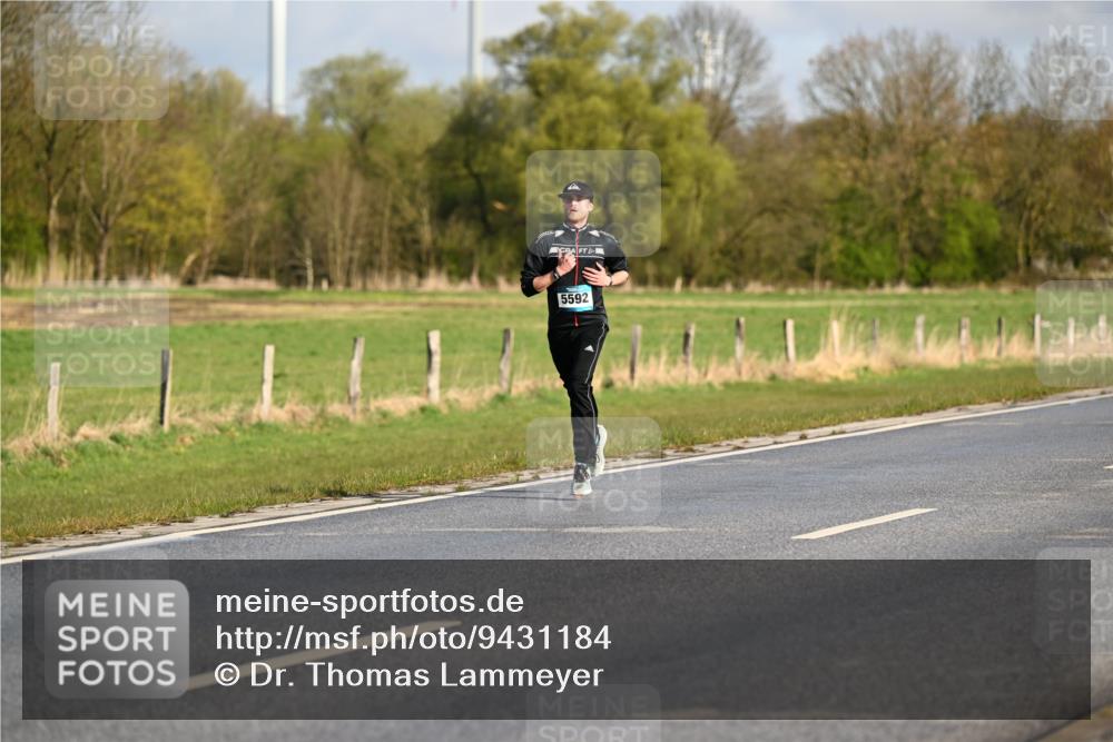 12.04.2026 - 45. Internationalen Wilhelmsburger Insellauf Dr. Thomas Lammeyer http://msf.ph/oto/9431184 12.04.2026 09:10:43 Laufen 5592 meine-sportfotos.de