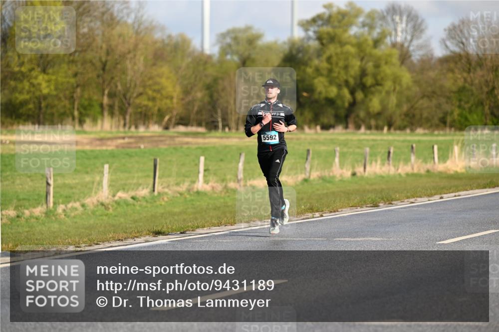 12.04.2026 - 45. Internationalen Wilhelmsburger Insellauf Dr. Thomas Lammeyer http://msf.ph/oto/9431189 12.04.2026 09:10:44 Laufen 5592 meine-sportfotos.de