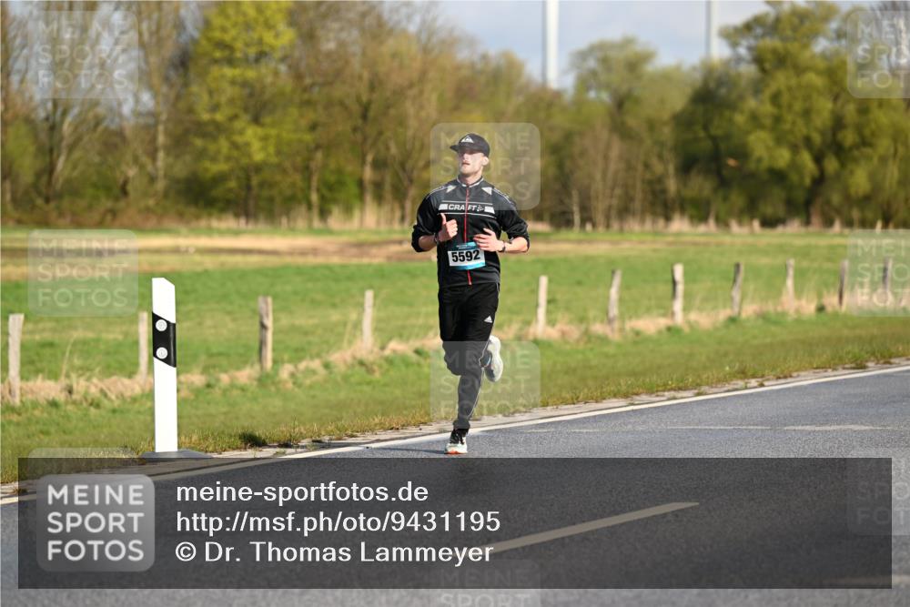 12.04.2026 - 45. Internationalen Wilhelmsburger Insellauf Dr. Thomas Lammeyer http://msf.ph/oto/9431195 12.04.2026 09:10:44 Laufen 5592 meine-sportfotos.de