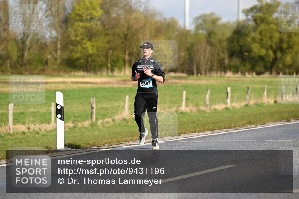 12.04.2026 - 45. Internationalen Wilhelmsburger Insellauf Dr. Thomas Lammeyer http://msf.ph/oto/9431196 12.04.2026 09:10:44 Laufen 5592 meine-sportfotos.de